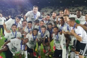 天博足球官网-武汉三镇股改成功